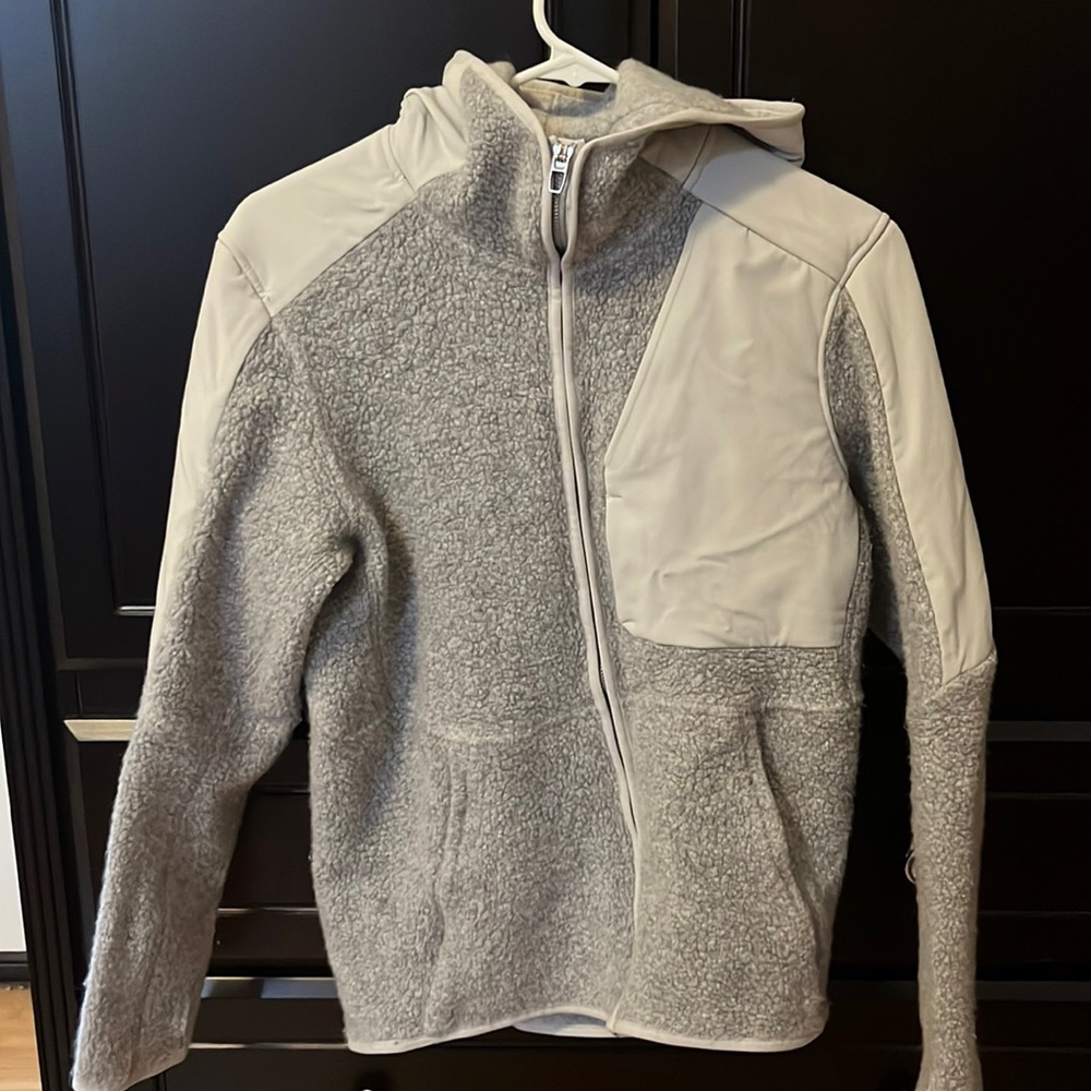 Lululemon zip up